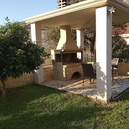 Διαμέρισμα Μεντησ Igoumenitsa Exterior photo