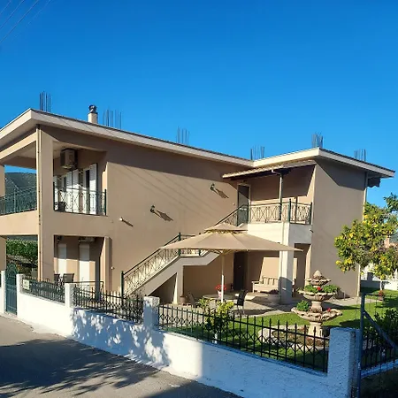 Διαμέρισμα Μεντησ Igoumenitsa Exterior photo
